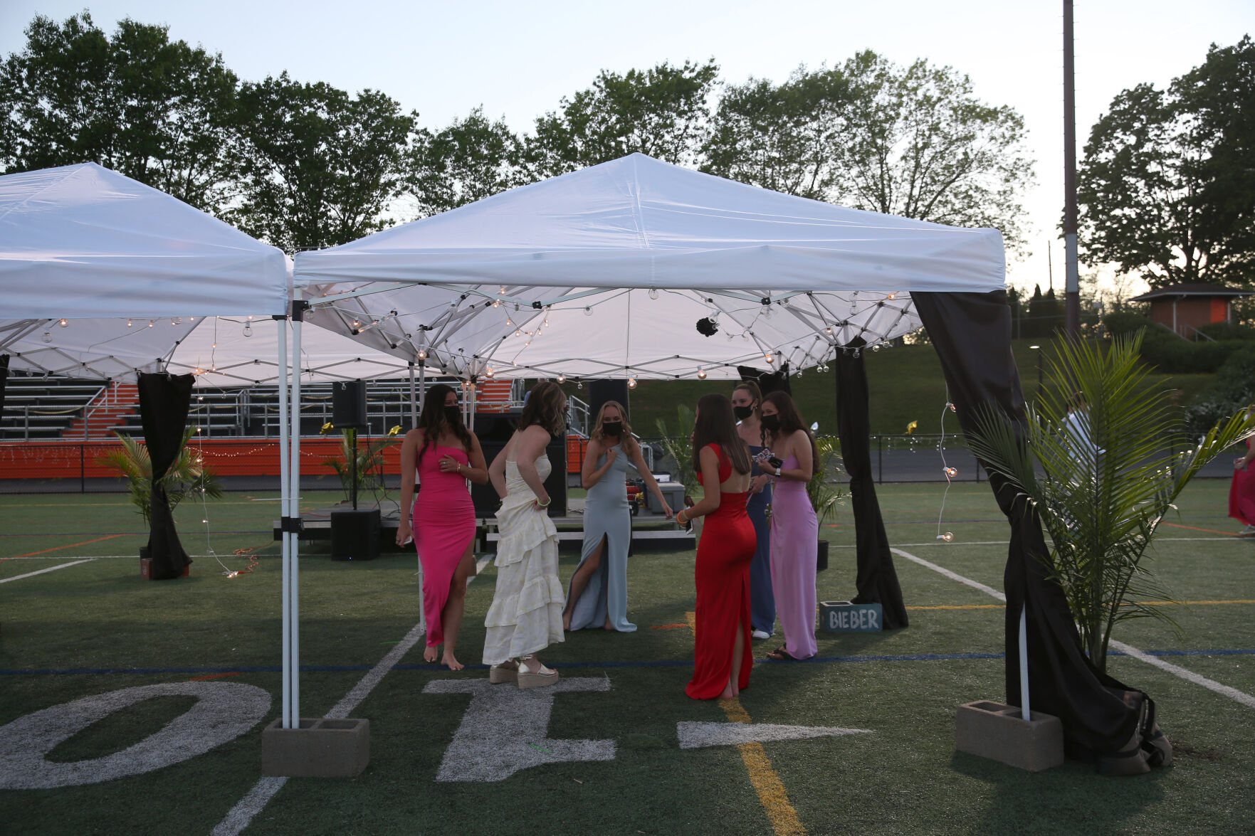050121-cdp-news-chsprom157.JPG